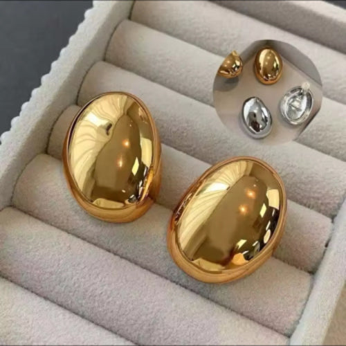 nell’s earrings