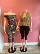 Load image into Gallery viewer, faux fur - Top only
