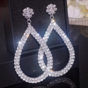 princess circle earrings
