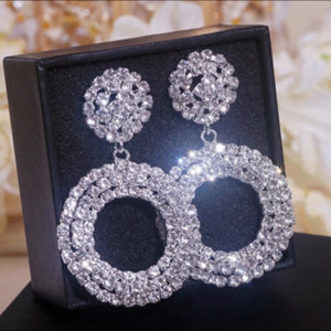princess circle earrings